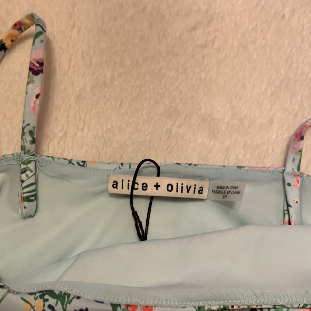 Alice + Olivia NWT Penny Scoop Crop Top Blue Floral Size Small - Picture 12 of 13